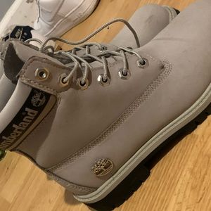 Grey timberlands